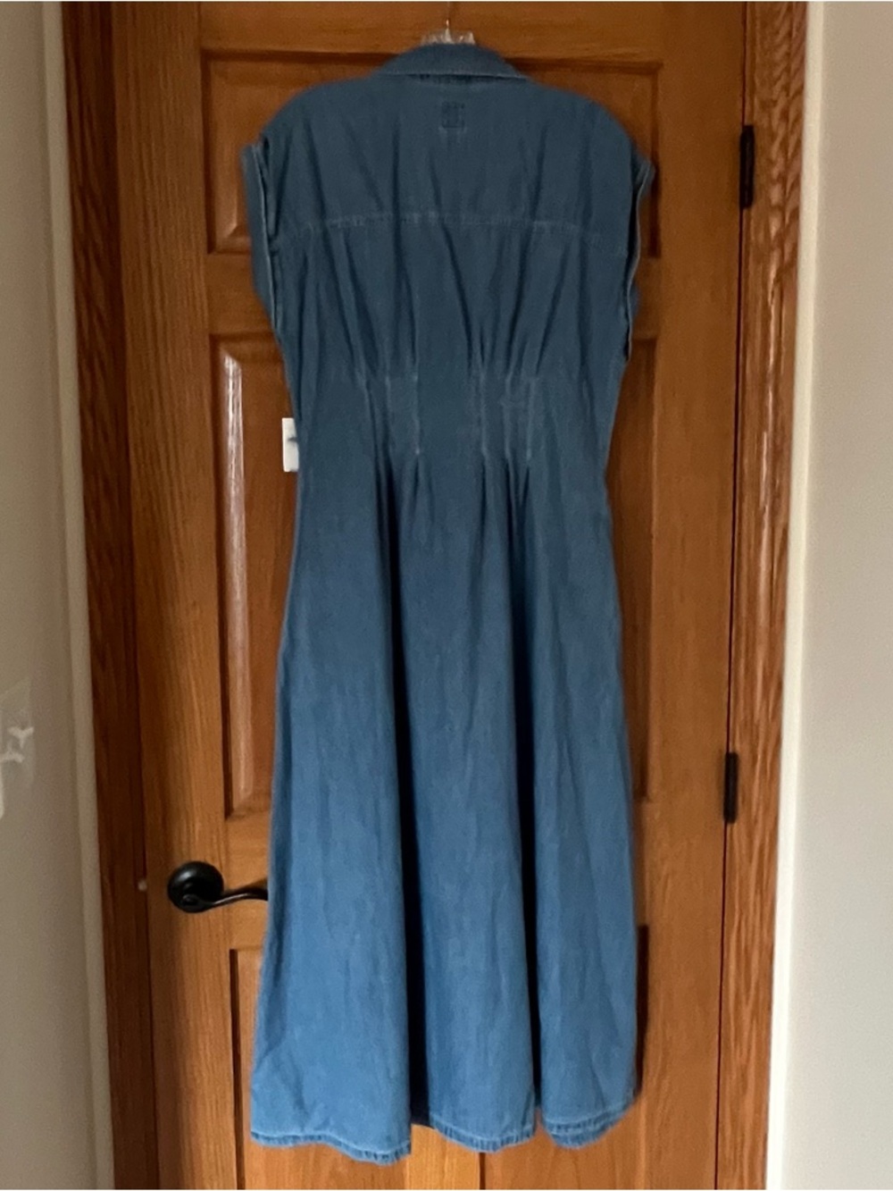 NWT GAP Fit & Flare Denim Button-Front Midi Dress - Picture 3 of 11
